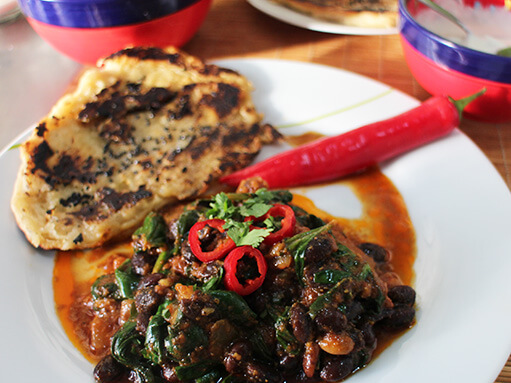 Black Bean and Spinach Curry Recipe