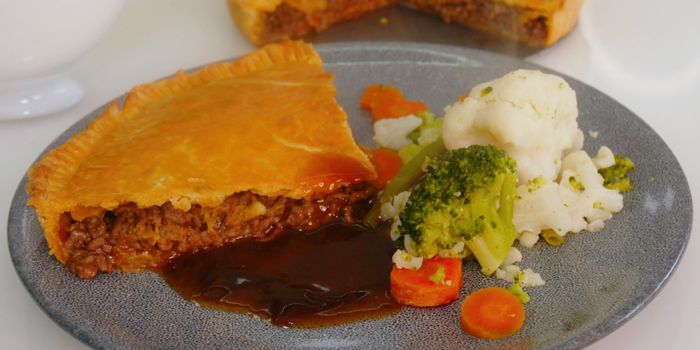 Minced Beef and Onion Pie Recipe